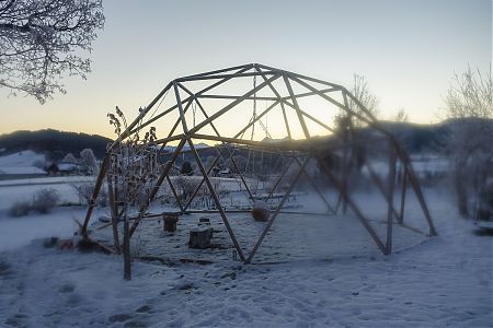 ungedeckter Dom im Winter Morgenstimmung